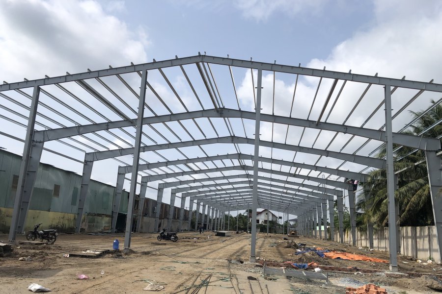 THI CÔNG NHÀ XƯỞNG RỘNG 29M DÀI 128M KHU CÔNG NGHIỆP MỸ THO THI CÔNG NHÀ XƯỞNG RỘNG 29M DÀI 128M KHU CÔNG NGHIỆP MỸ THO