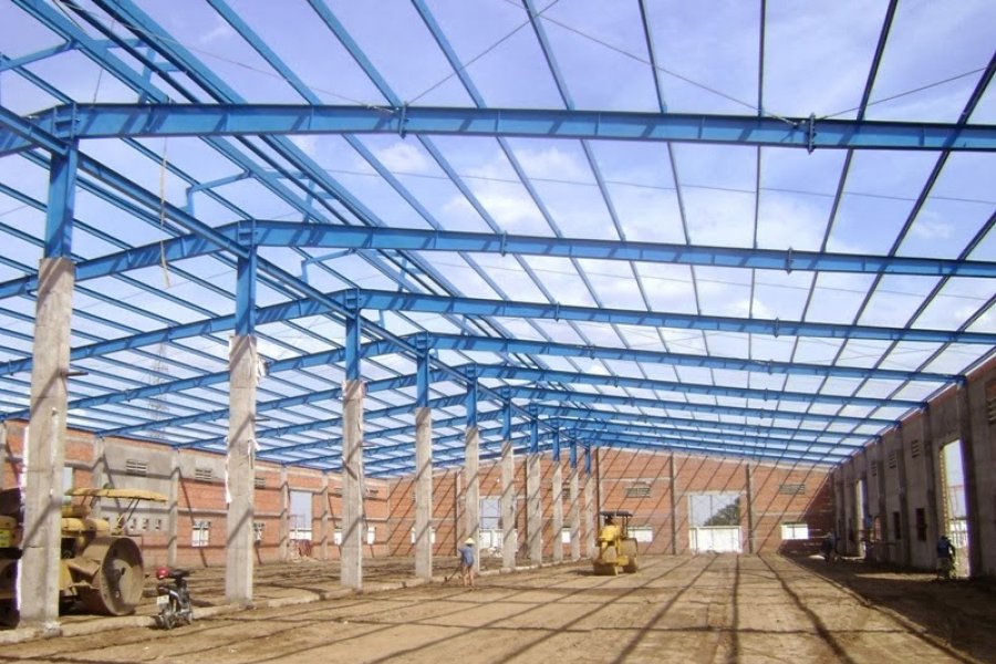 THI CÔNG KHUNG KÈO THÉP NHÀ XƯỞNG LONG AN RỘNG 37M DÀI 85M